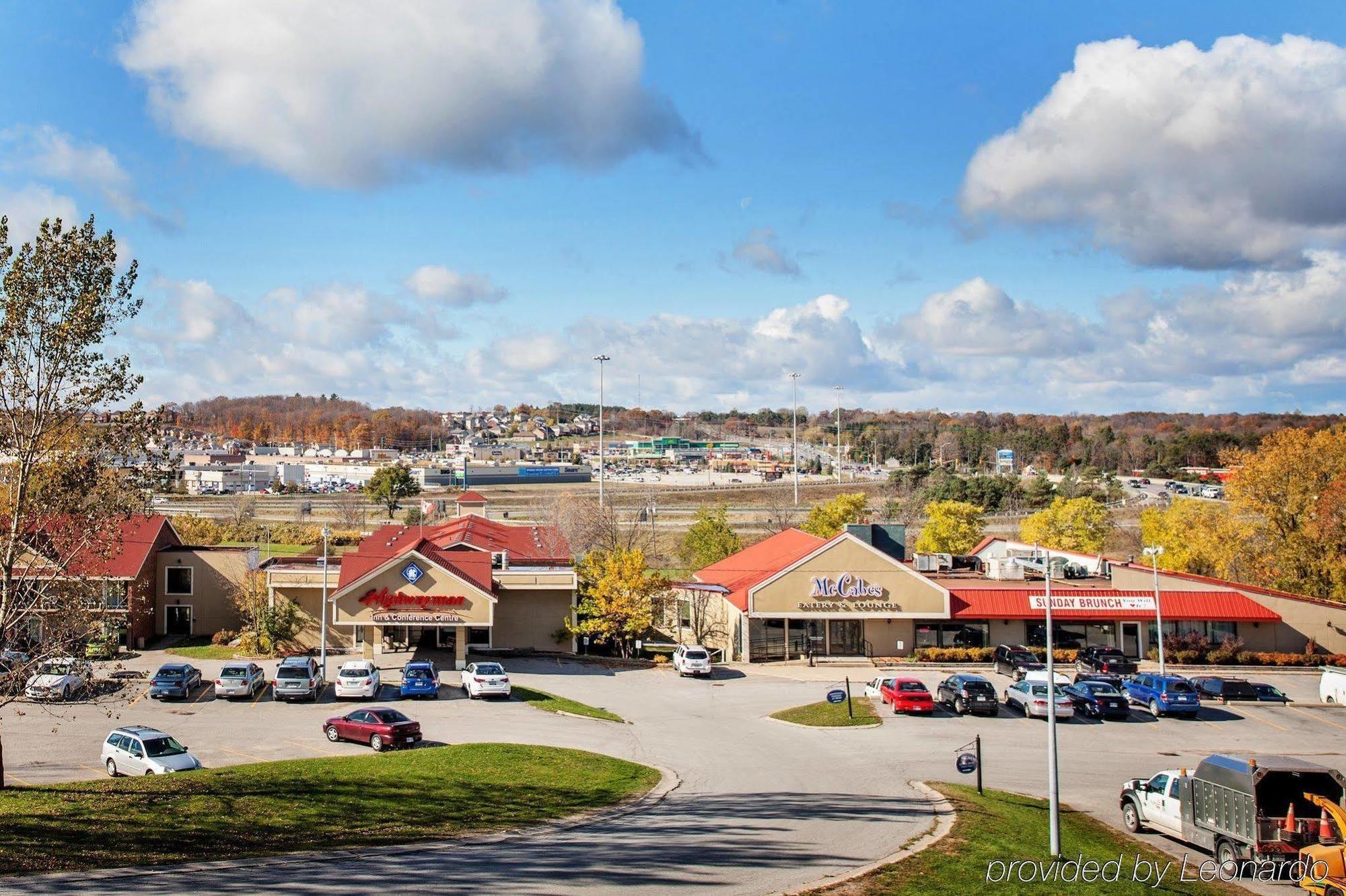 Quality Inn & Conference Centre Orillia Exterior photo